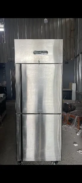 Cuci Gudang NEW GEA Upright Freezer URF-550-2D Garansi