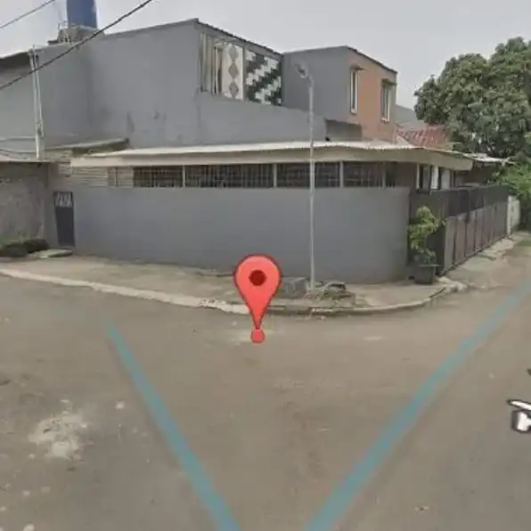 Dijual Rumah Hoek 1,5 Lantai Simprug Poris