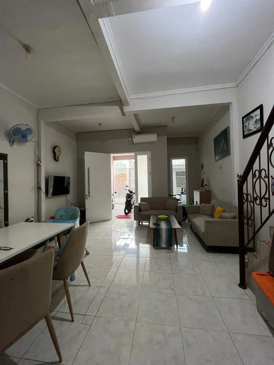 Jual Rumah Murah di Jalan Pacar Kembang Kota Surabaya Shm