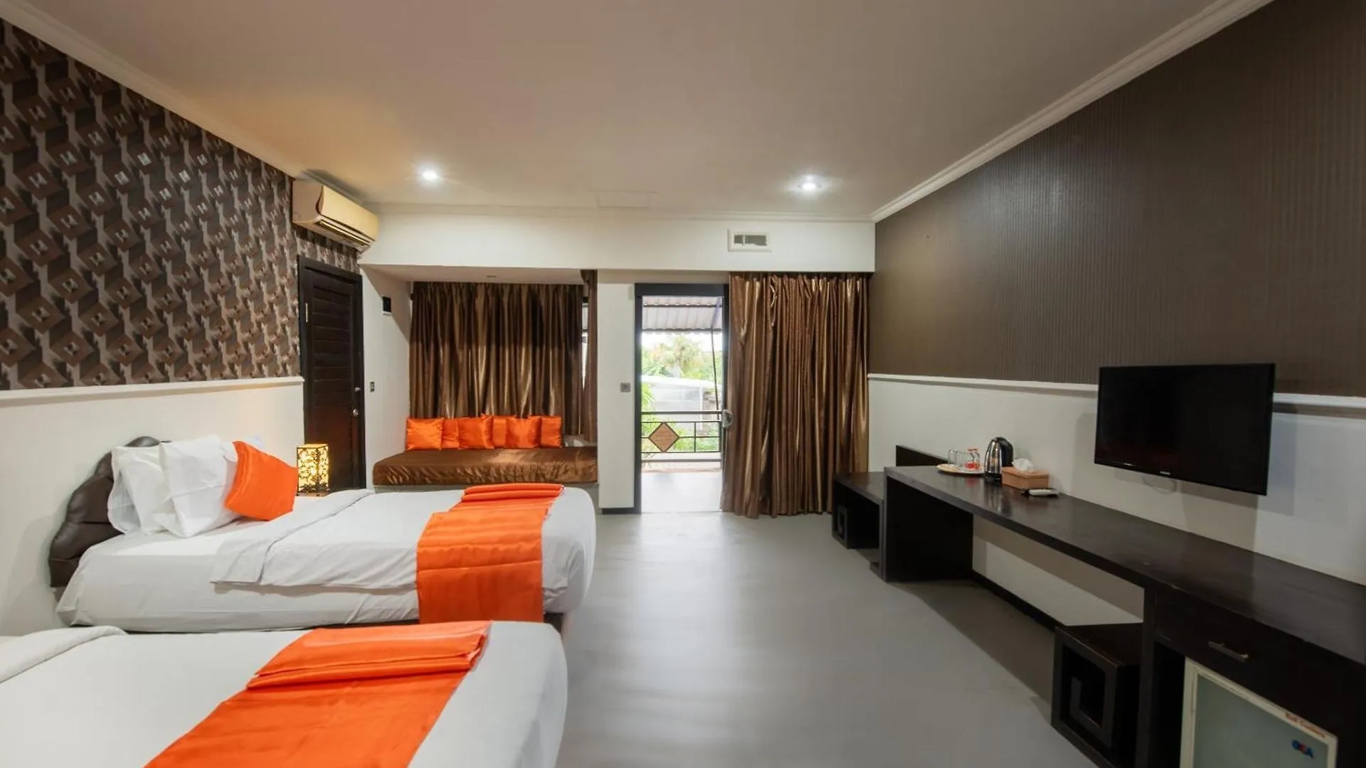 Jual Hotel Murah Kawasan Seminyak Padangsambian Denpasar