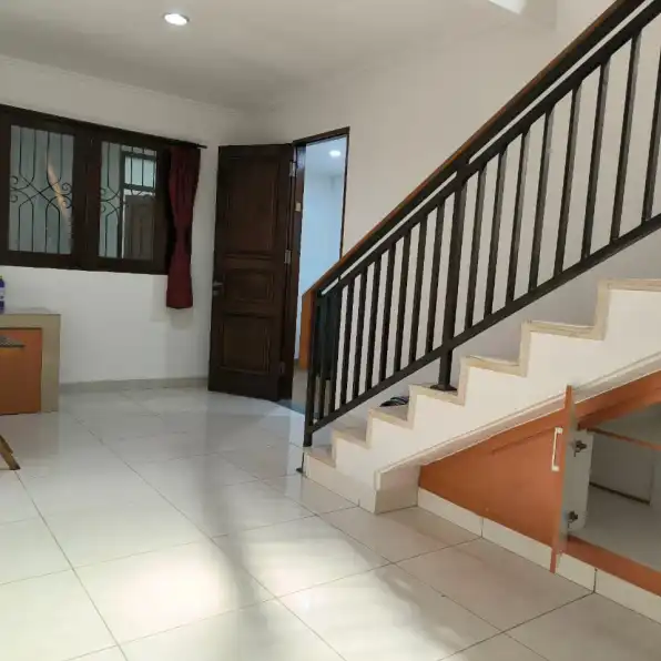 Di Jual Rumah Daerah Cilandak Timur Kota Jakarta Selatan Shm