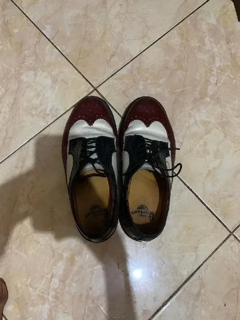 sepatu dr.martens original made in thailand