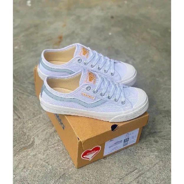 Sepatu Ventela Public Low White Bisa Nyala Dalam Gelap - sepatu ventela public original 100% - sepat