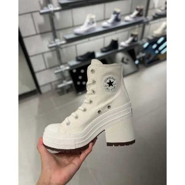 BNIB 100% Converse Chuck 70 Taylor Deluxe Heel / Sneakers Converse terbaru