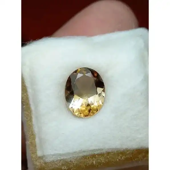 NATURAL TOPAZ 2.50ct