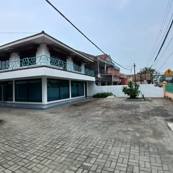 Jual Rumah dan Tempat Usaha Area Anyer Kabupaten Serang