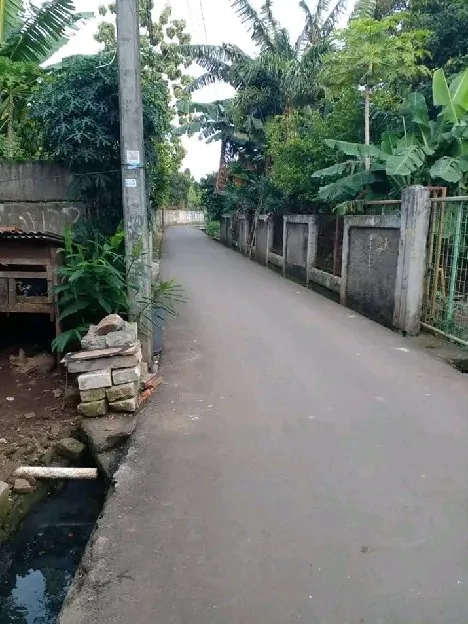 Dijual tanah bonus kontrakan 4 pintu pondok Ranggon Cipayung Jakarta Timur 