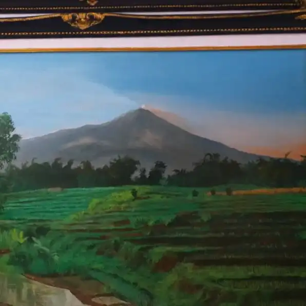 lukisan kanvas pemandangan sawah dan gunung 