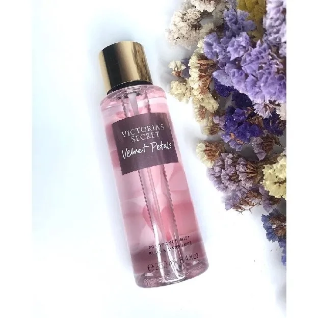 PARFUM WANITA VICTORIA SECRET BEST SELLER BODY MIST BARE VANILA / COCONUT PASSION / LOVE SPELL