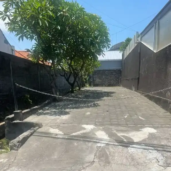 Tanah 2,02 are, Jl. Dewi Madri Sumerta Klod Renon Denpasar