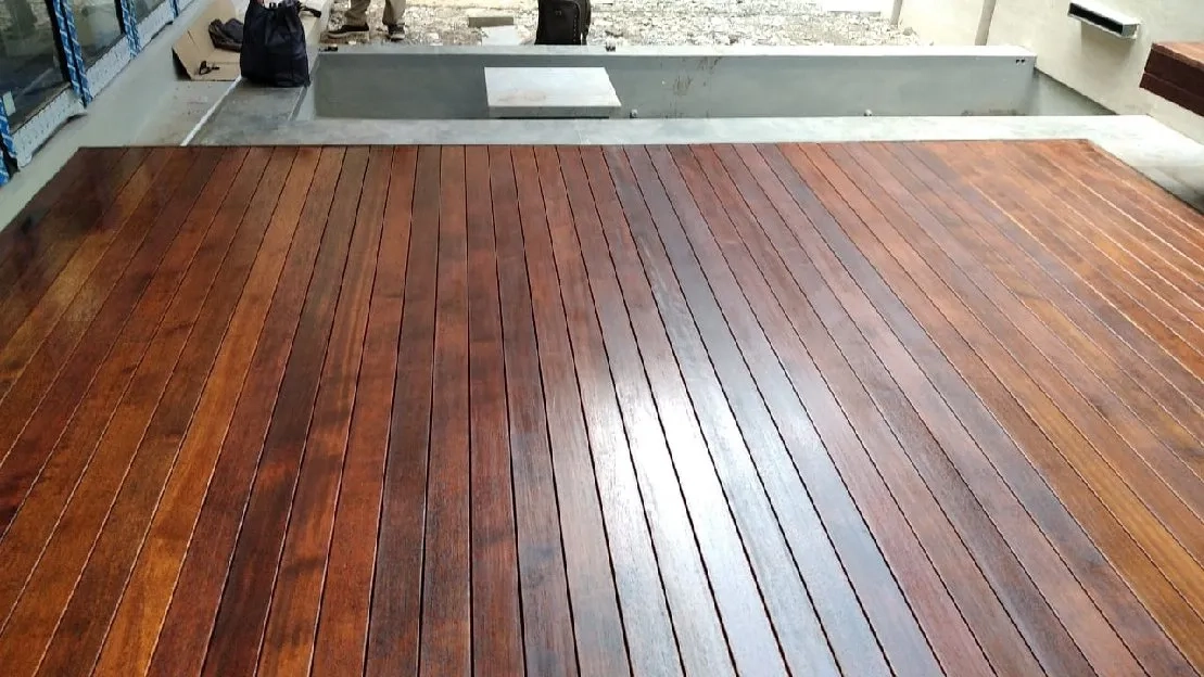 decking kayu Solid Grade A