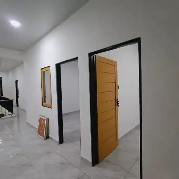 Rumah Baru Full Renovasi di Kebayoran Baru Senopati,8 KT,7carport