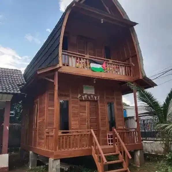 Wahyu Rumah Kayu