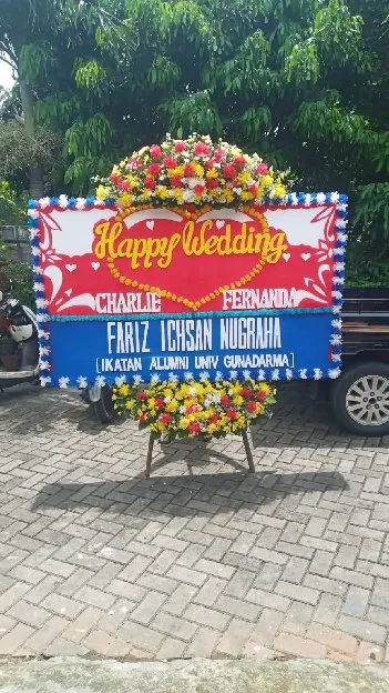 Toko Karangan Bunga Cibinong 0858-4699-9845 Claricia Florist