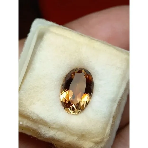 natural topaz 3.95ct