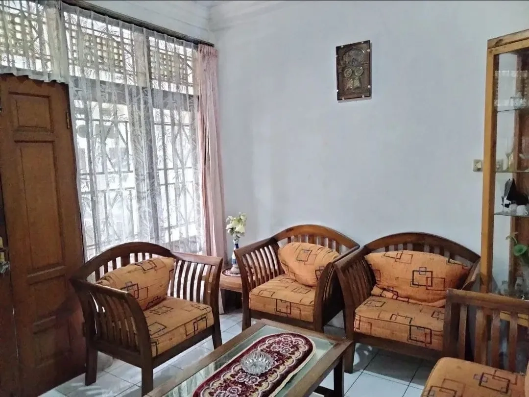 Jual Rumah Siap Huni di Jalan Kutisari Kota Surabaya