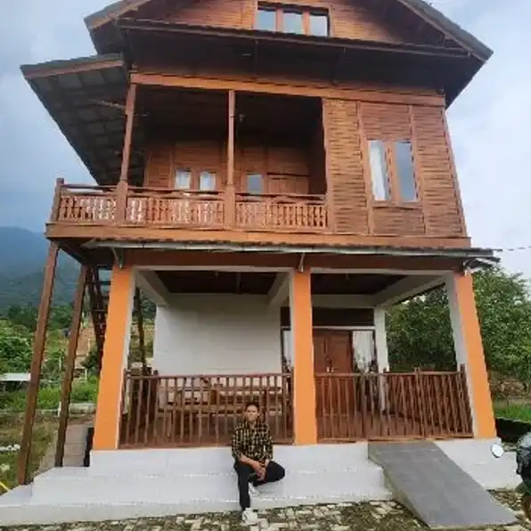 Wahyu Rumah Kayu