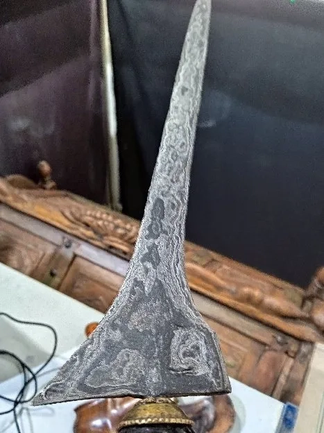 Keris sepuh Brojol pamor Ngulit Semongko Gonjo iras 