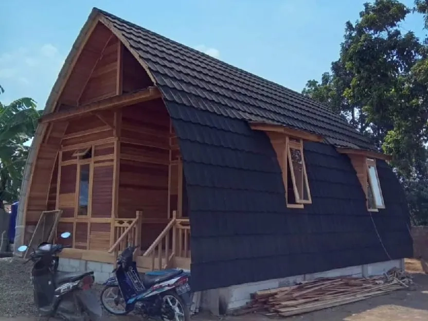 Wahyu Rumah Kayu