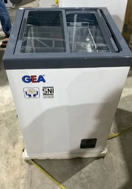 Cuci gudang NEW GEA Sliding Flat glass freezer SD-103 Garansi