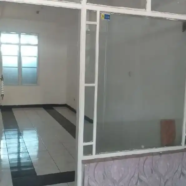 Disewakan rumah tingkat siap huni di Sarijadi sayap pasteur Bisa buat kantor