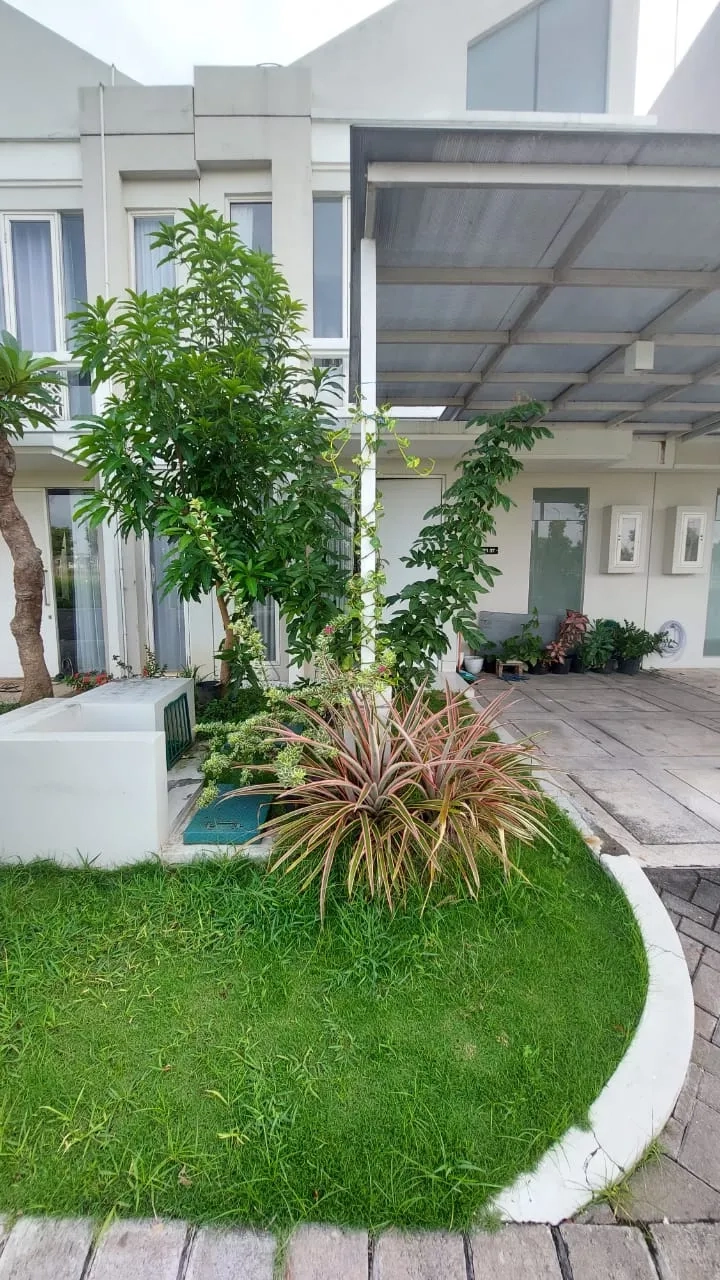 Rumah Minimalis Bagus di Grand Pakuwon Adelaide Surabaya