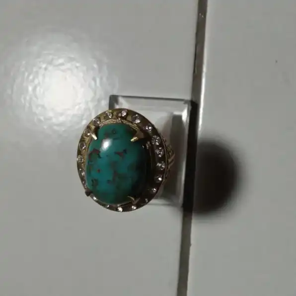 cincin mata pirus