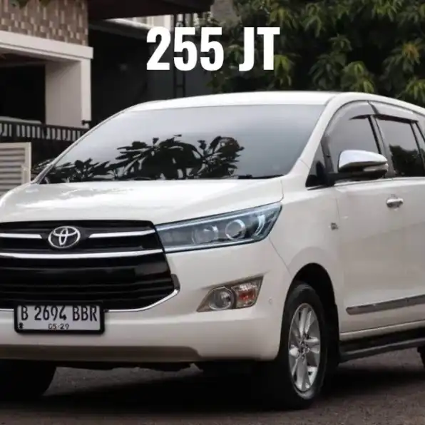 2016 Toyota innova 2.0 q at