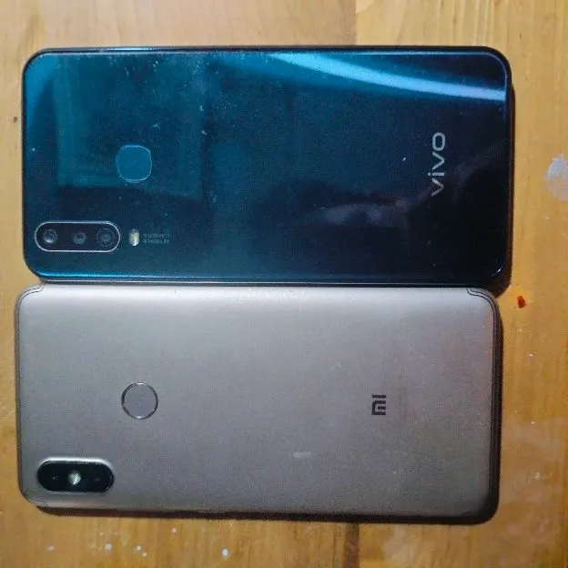 jual hp bekas Vivo Y12 dan xiaumi s2