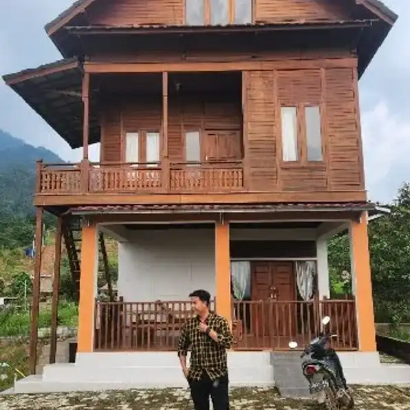 Wahyu Rumah Kayu