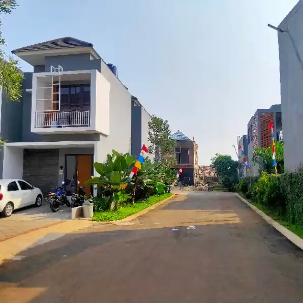 Rumah 2 lantai murah meriah