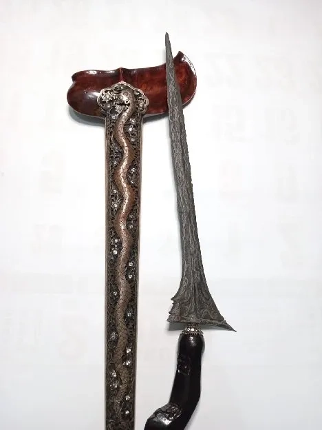 Keris Pasopati Pamor Wengkon