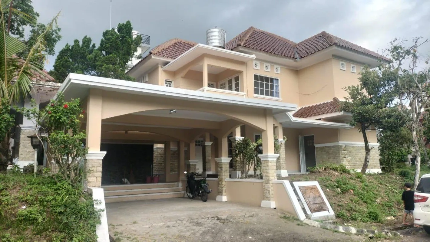 Jual Rumah Mewah di Komplek Pesona Merapi Sleman Jogja