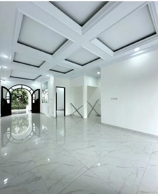 3 Floor Private Kolam Renang at Jagakarsa Jakarta Selatan