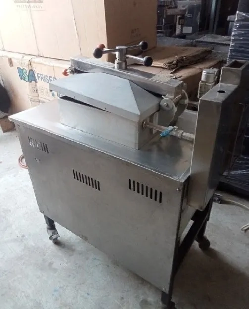 Cuci gudang NEW GETRA Gas pressure Fryer MDXZ-25 Garansi