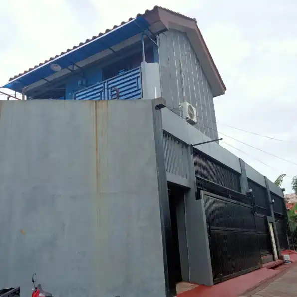 Jual Rumah Kost di Jalan Haji Saleh Tangerang Selatan Strategis