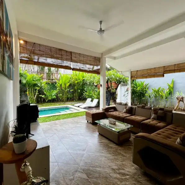 Disewakan villa 3 bedroom di Seminyak Bali