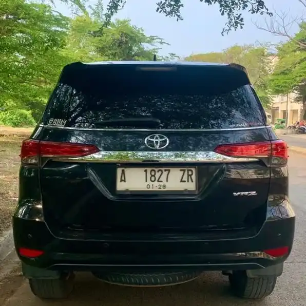 2017 Toyota fortuner vrz dd 2.4 diesel matic