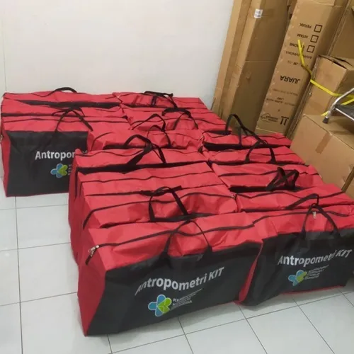 Pabrik Pembuatan Tas Antropometri Bahan Polyester di Mojokerto : Solusi Nyaman & Ergonomis untuk Aktivitas Sehari-hari!