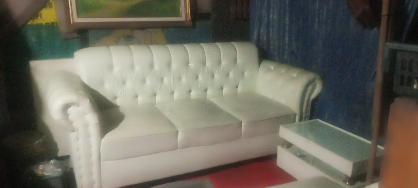 sofa L kancing oscar