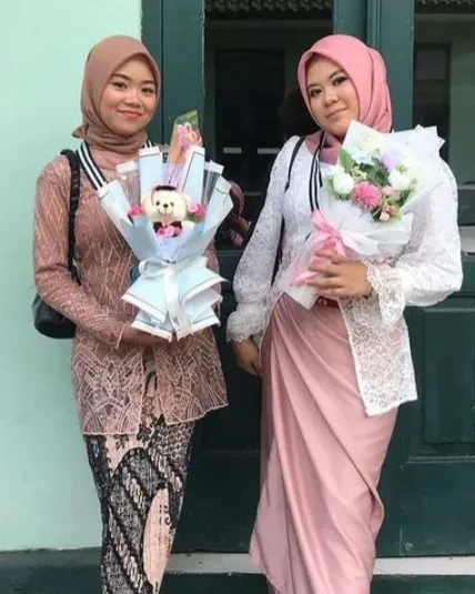 Favorit, 0816–4864–457, Kebaya Lamaran, Rok Kebaya, Wisuda, Langsa, NENG LINA KEBAYA