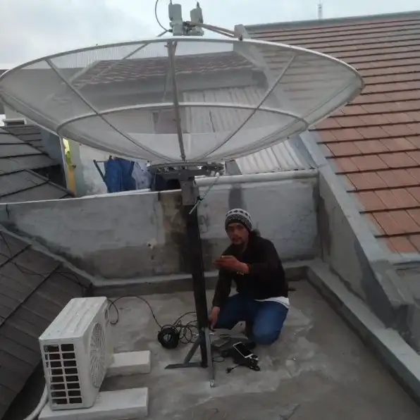 Toko Agen Ahlinya Pasang Service Parabola Di Meruya ~ Kembangan [] Teknisi Ahli Installasi Antena TV Digital Baru Jakarta Barat