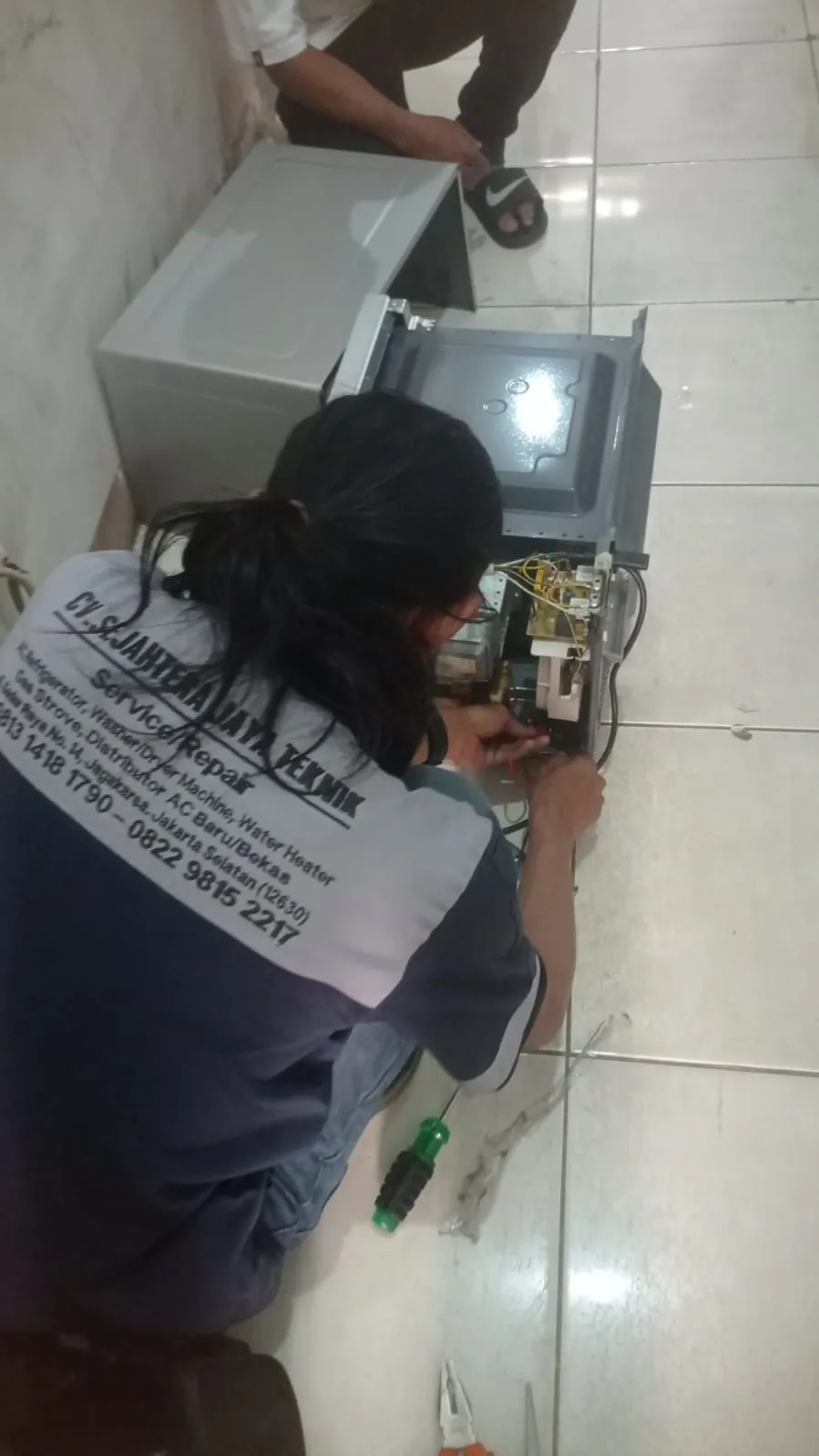 Jasa Service Microwave Petogogan. Kebayoran Baru. Jakarta Selatan Terdekat - CV. Sejahtera Jaya Teknik