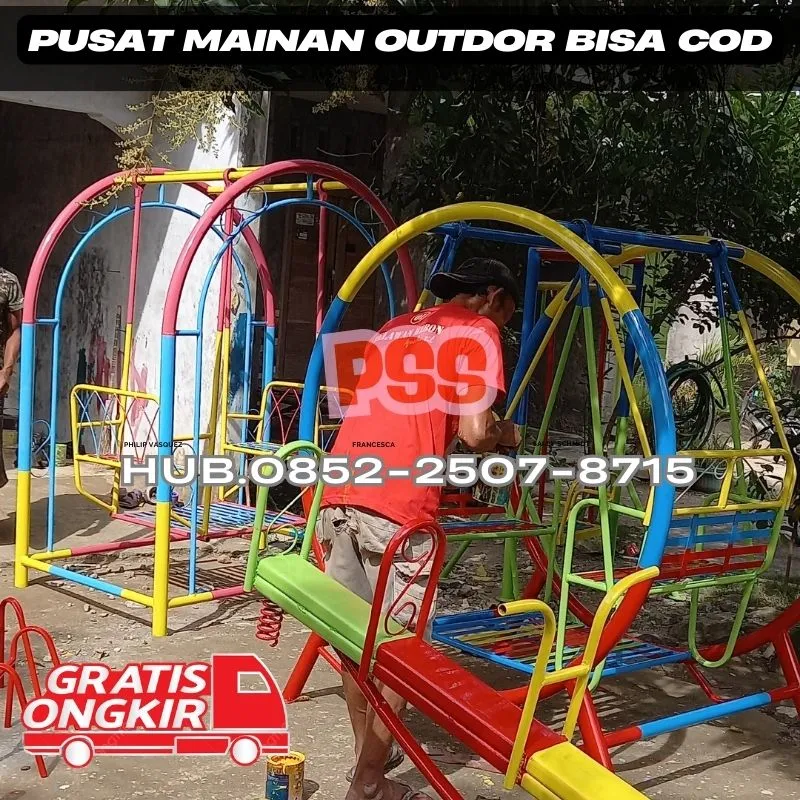 Gambar ayunan besi bulat besar Dan mainan playground Kec Rendang Karangasem bali
