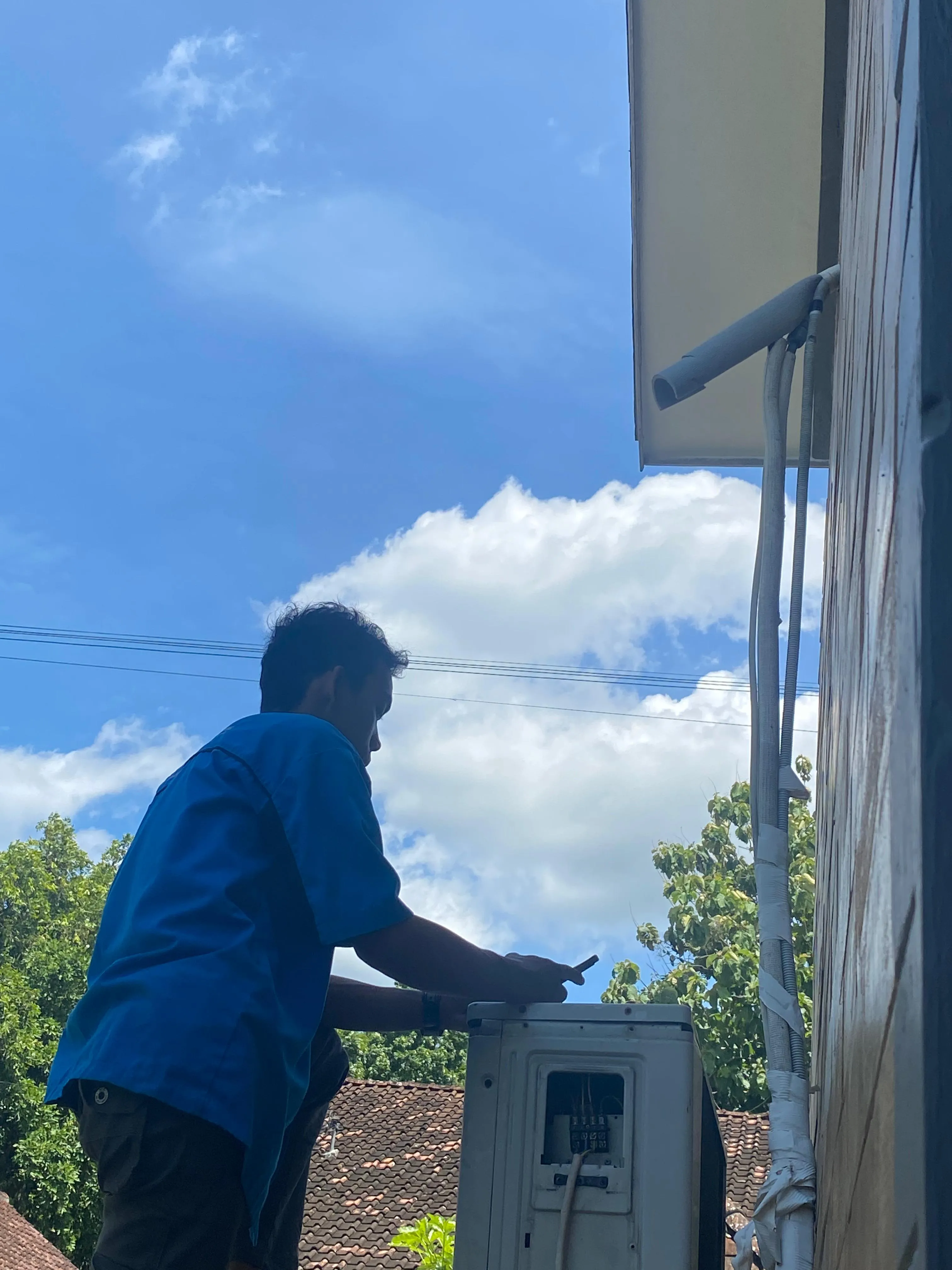 Jasa Service AC | Cepat, Profesional, & Bergaransi!