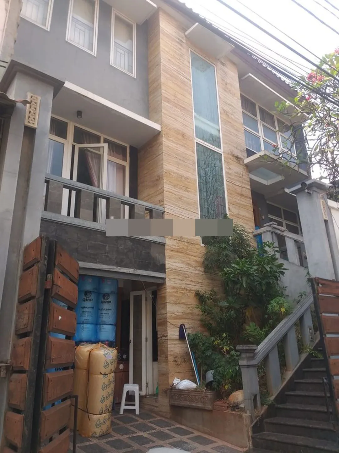 Jual Rumah Luas 3 Lantai di Kartini Raya Jakarta Pusat Strategis