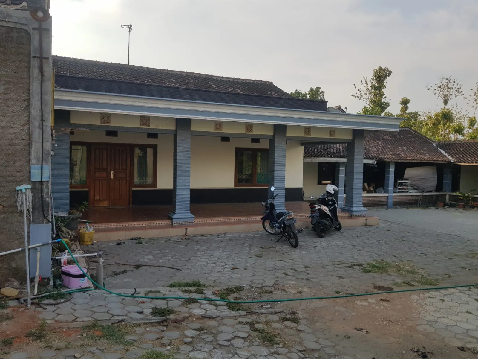 Jual Gudang dan Tempat Usaha di Jalan Kedondong Magetan Shm