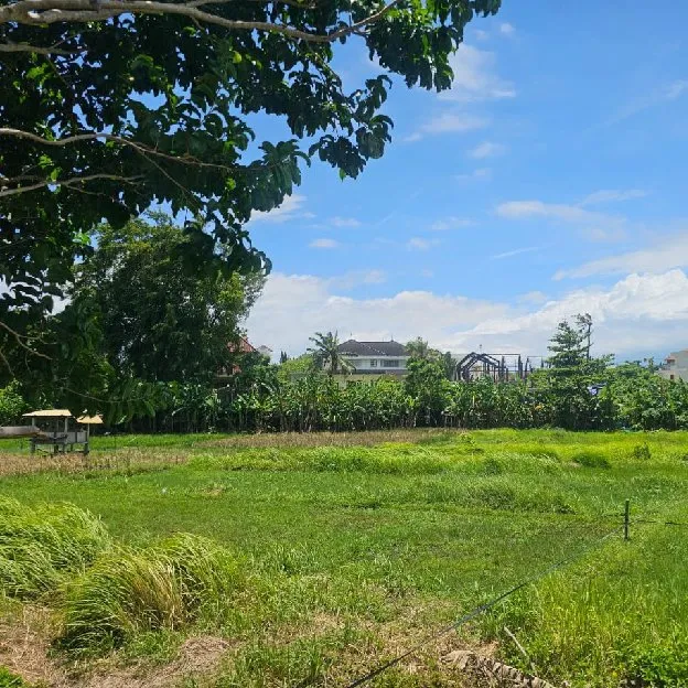 Dijual 17 are, Jl. Kuwum II Raya Semer Umalas Kerobokan Klod Kuta Utara
