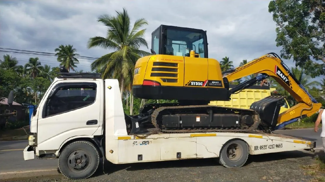 Garenk Trans Solution Banjarbaru Derek Towing Mobil Kalimantan Selatan