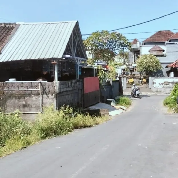 Dikontrakan 6 are, Jl. Raya Pondok Indah Buluh Indah Pemecutan Kaja Denpasar